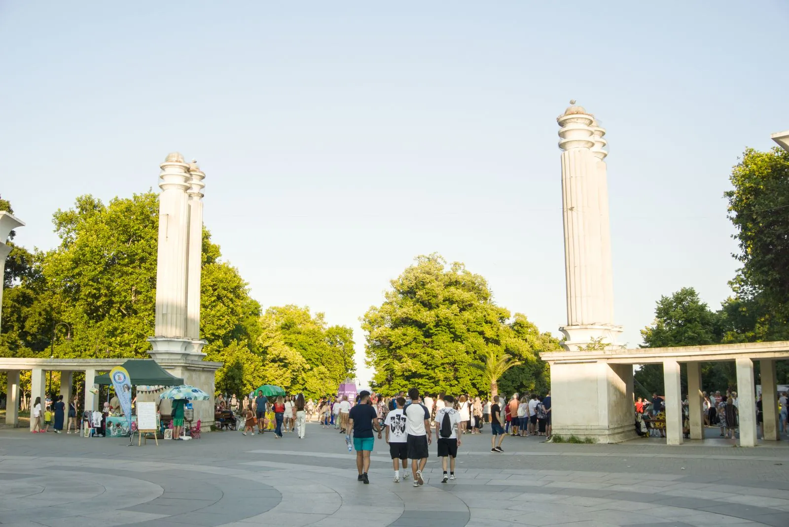 Visitors at the entrance to the Sea Garden park in Varna. Photo by Nikolay Demirev.